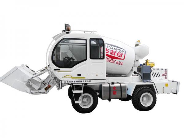 4立方自动上料搅拌车