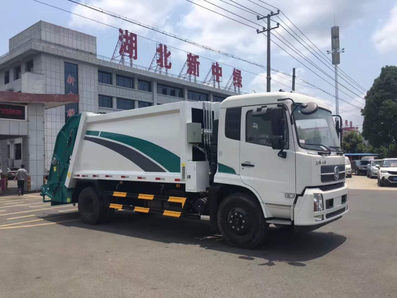 8吨压缩式垃圾车